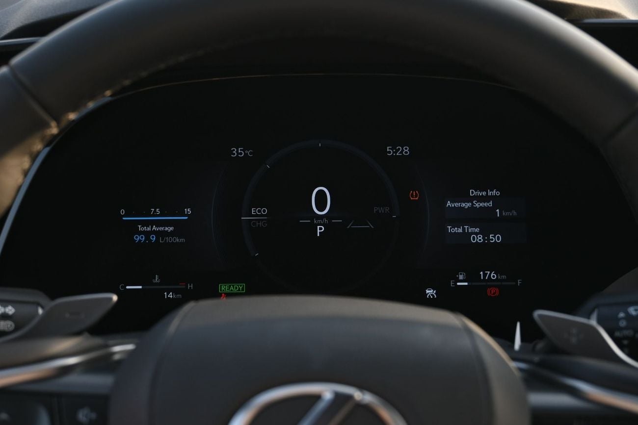 لكزس RX 350h لكزس RX350h الفاخرة موديل 2026، محرك 2.5 لتر هجين، دفع رباعي، اللون أبيض