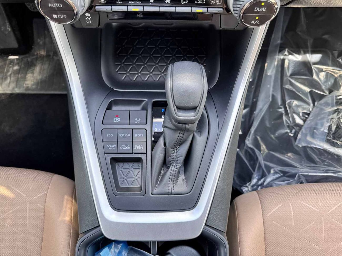 تويوتا راف ٤