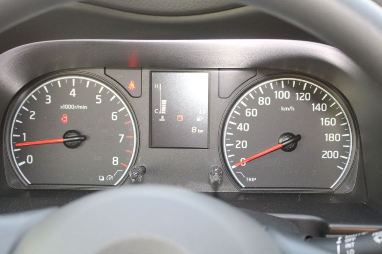 Nissan Urvan NISSAN URVAN 2.5L PETROL 3 SEATER DELIVERY VAN STD ROOF