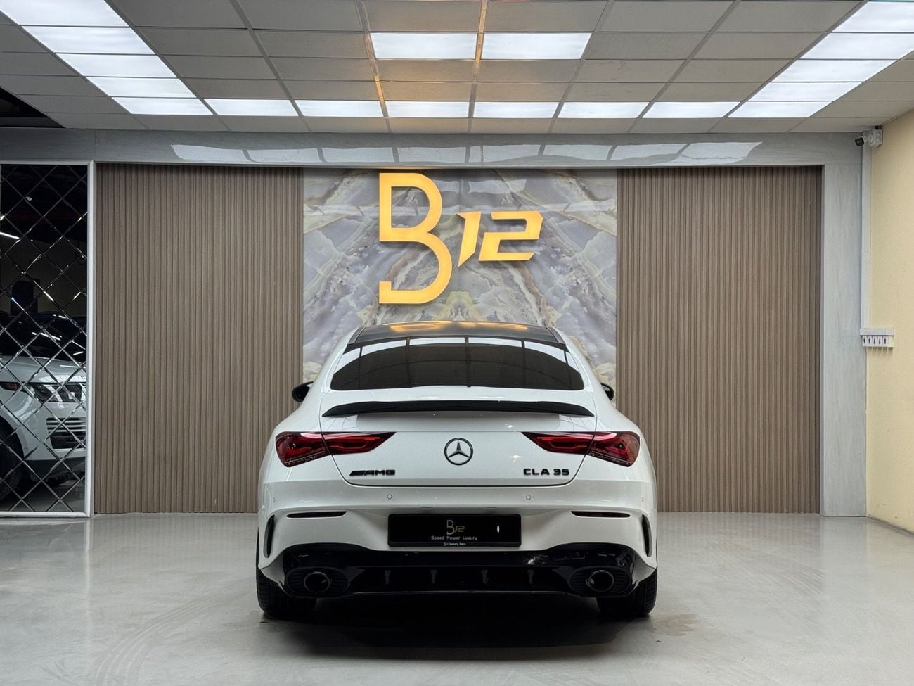 مرسيدس بنز CLA 35 AMG Premium + 2.0L