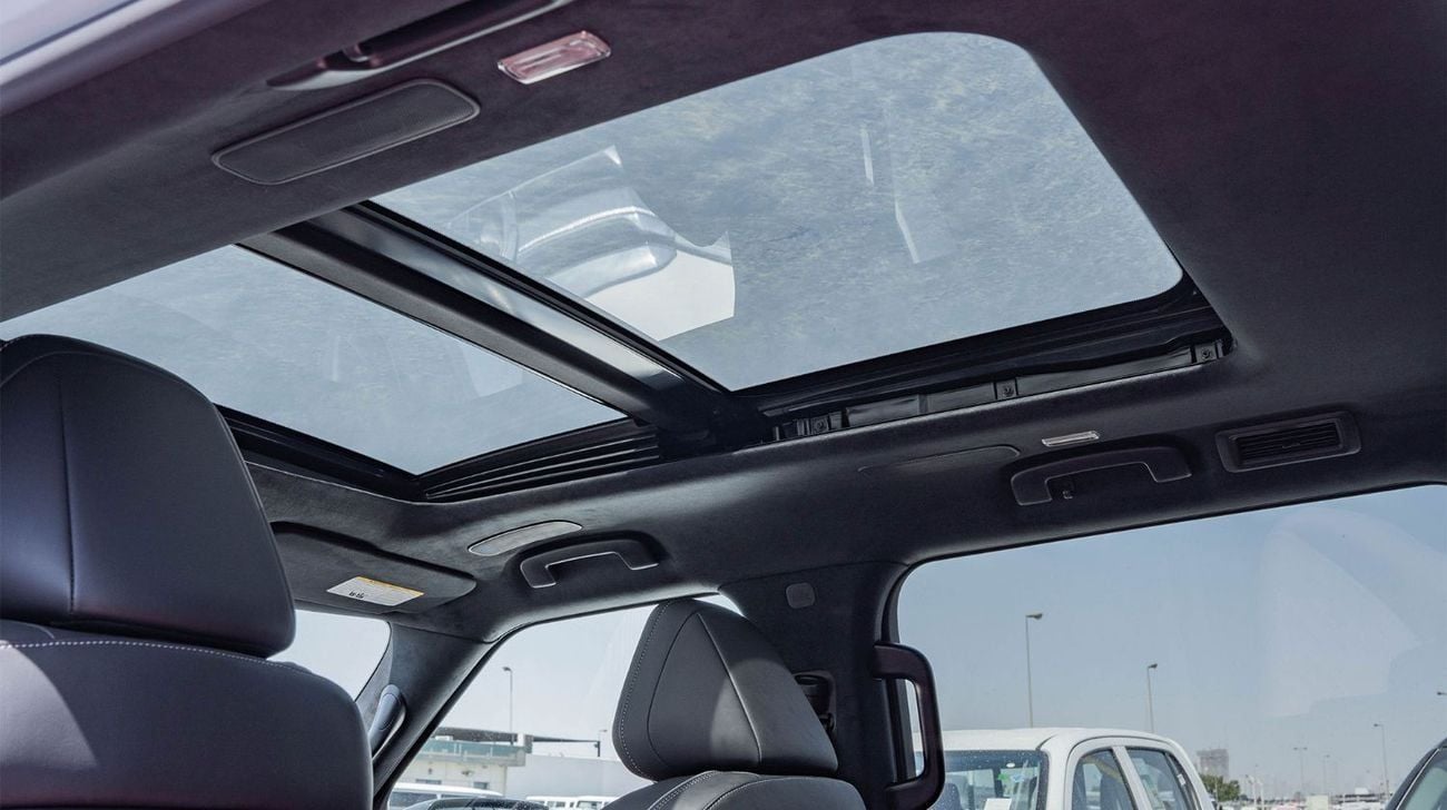 إنفينيتي QX80 AUTOGRAPH CAPTAIN CHAIRS 2026 Infiniti QX80 3.5L AT Petrol with Captain Seat (White-Red)