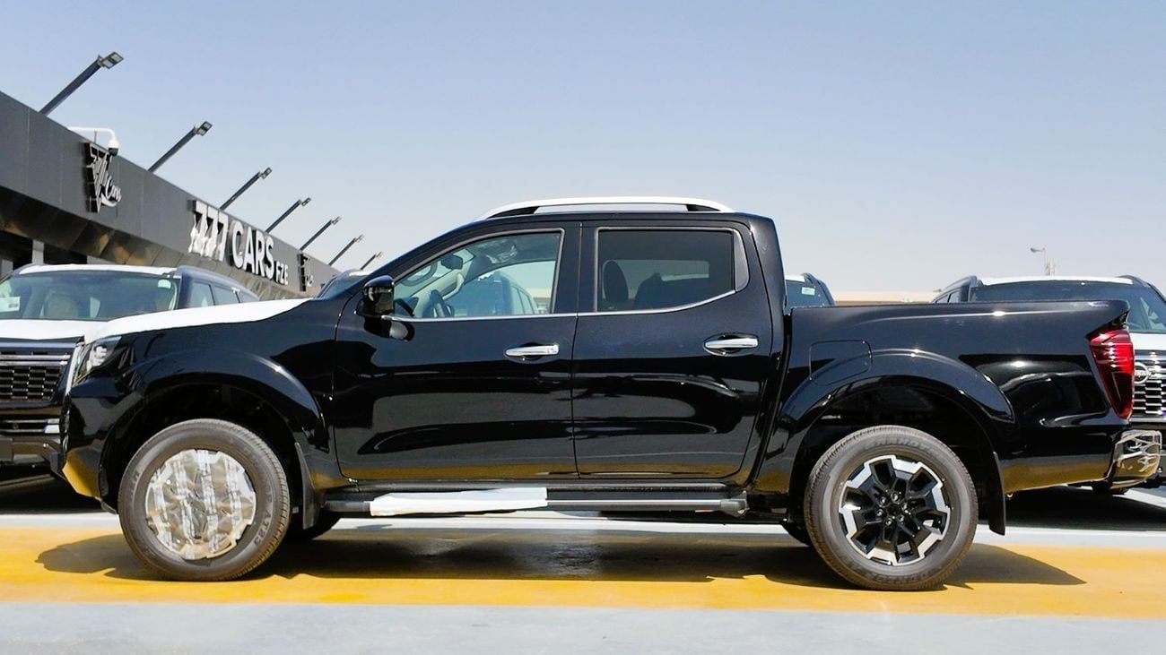 Nissan Navara  2025 Nissan Navara | 2.5L Petrol | 160 HP | Manual | 4x4 | GCC Specs