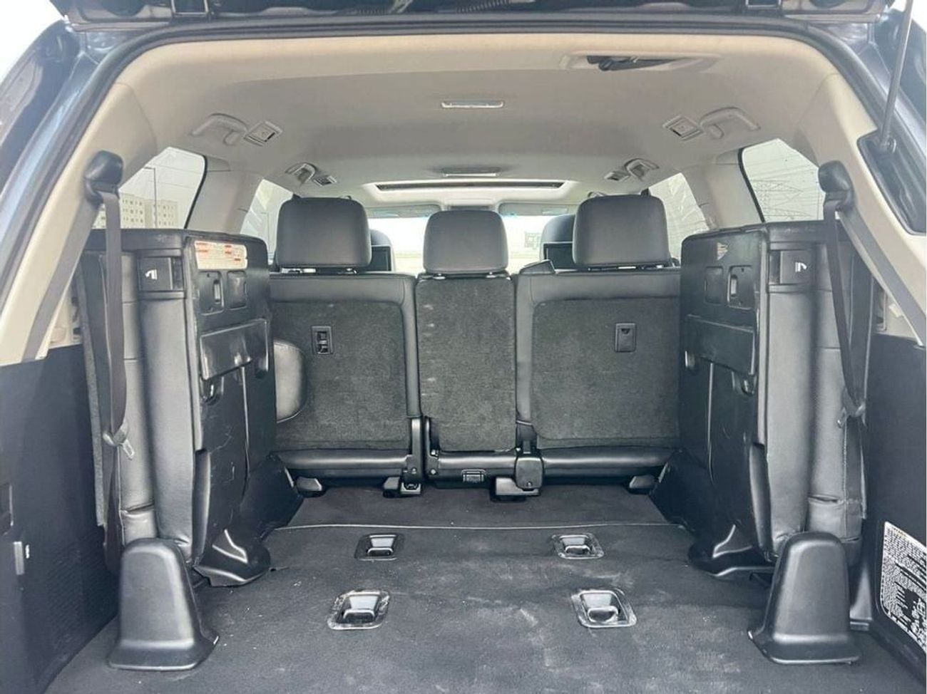 Toyota Land Cruiser diesel 4.5 liter right hand automatic sunroof cool box leather seats