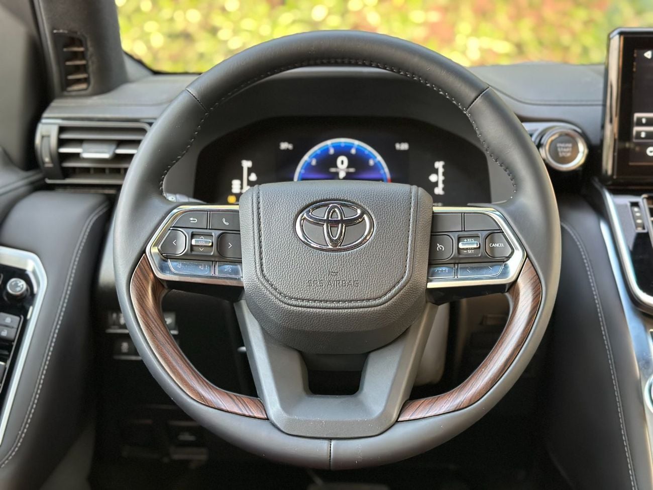 Toyota Land Cruiser GXR 2026