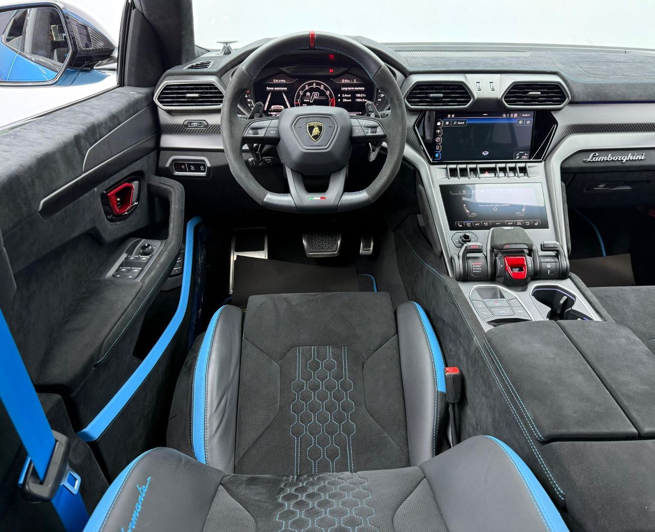 لامبورغيني اوروس 4.0T V8 Performante 2023 Lamborghini Urus Performante, Warranty, Carbon Fiber Package, Very Low Km, 