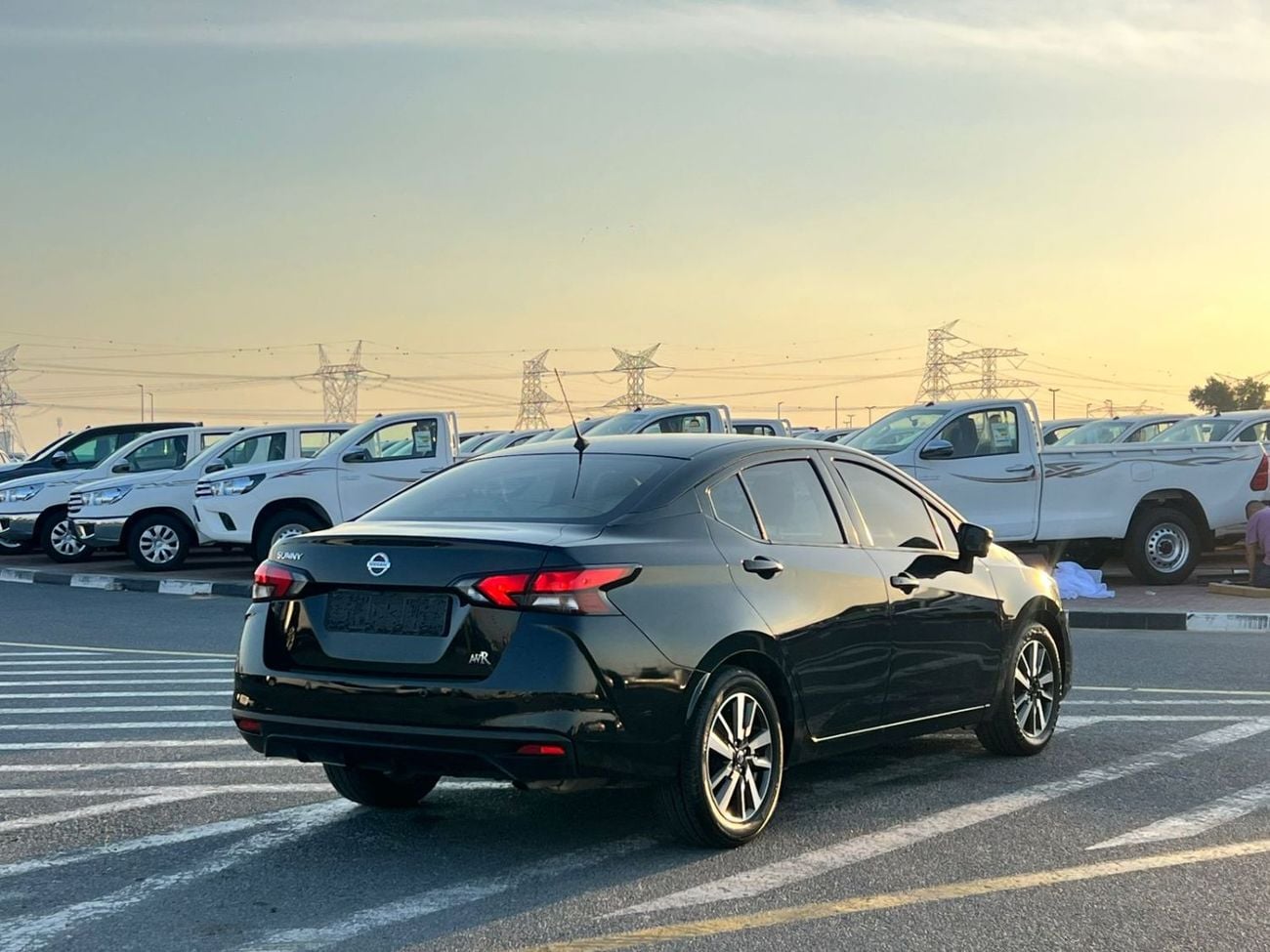 Nissan Sunny 2022 Nissan Sunny 1.6L V4  GCC - FWD  - Full Option - Radar & Sensor 360* CAM - Agency Serviced