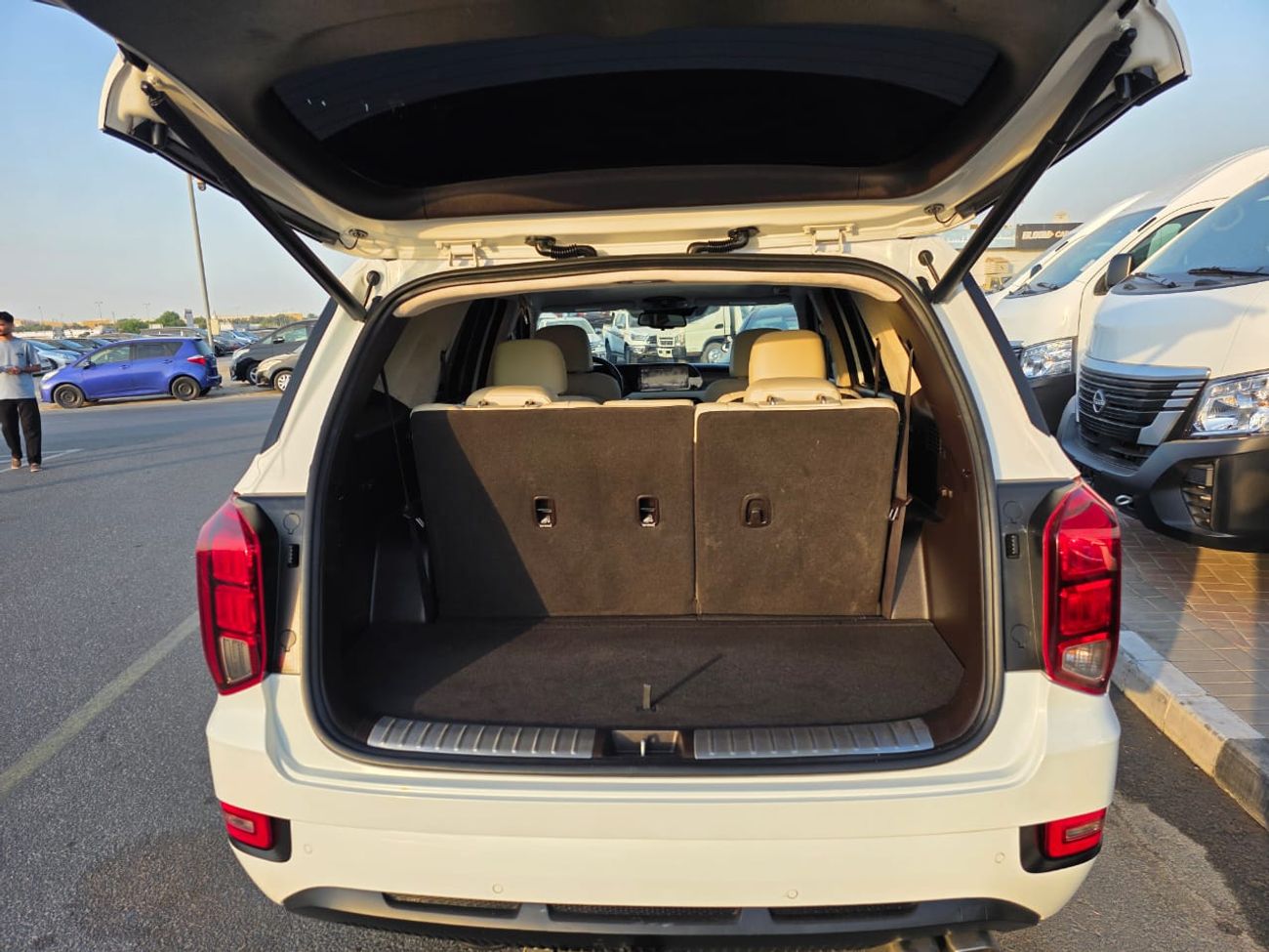 Hyundai Palisade 2021 Model Calligraphy Two sunroof and 360 camera