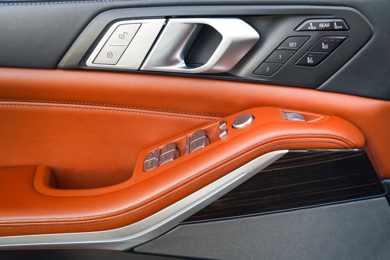 BMW X7 M50i 4.4L (530 HP)