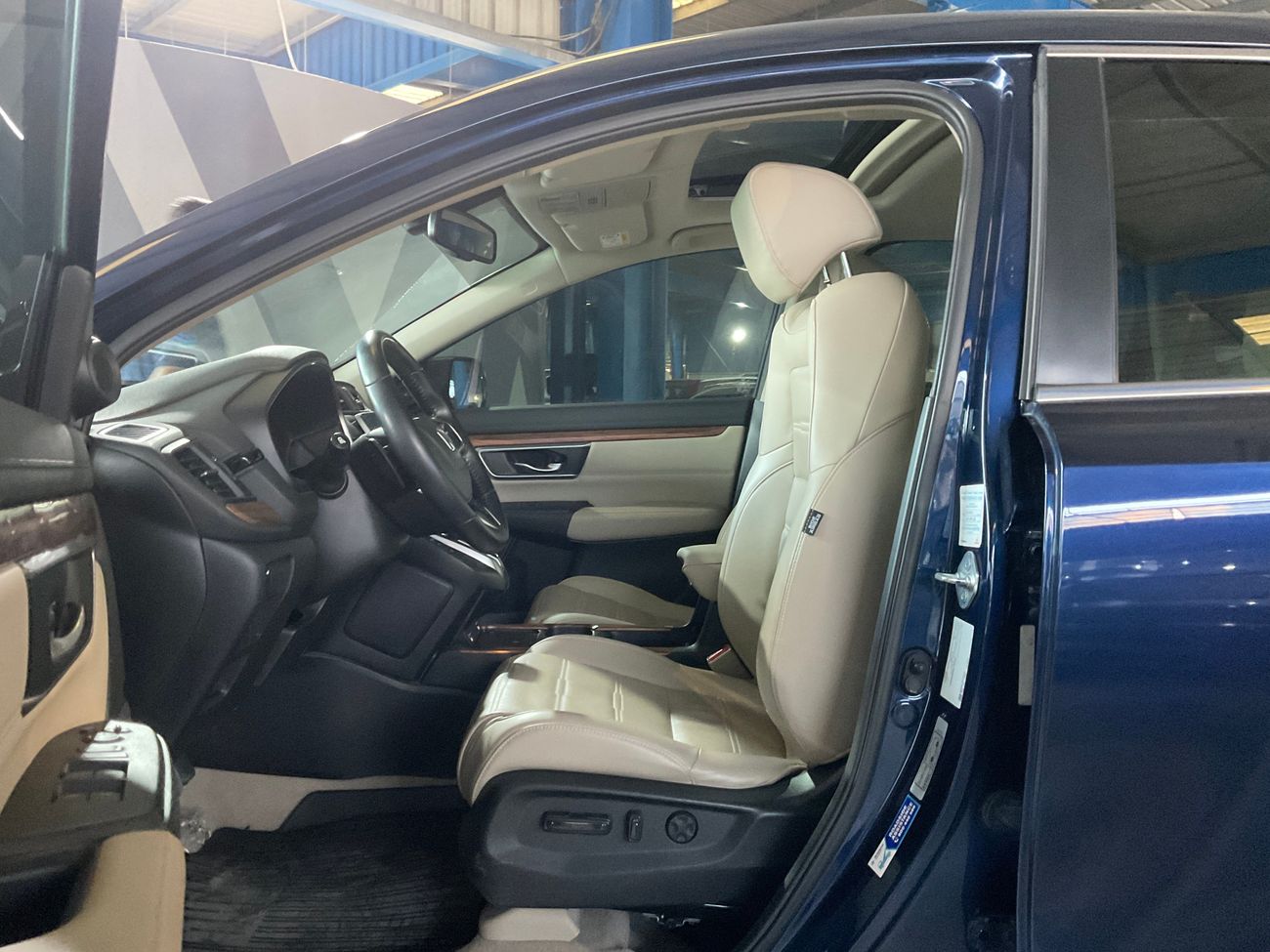 هوندا سي آر في Touring | شامل الضمان | 0 ﺪﻔﻋﺓ ﺃﻮﻟﻯ