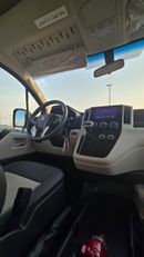 Toyota Hiace GL -High Roof  3.5L A/T
