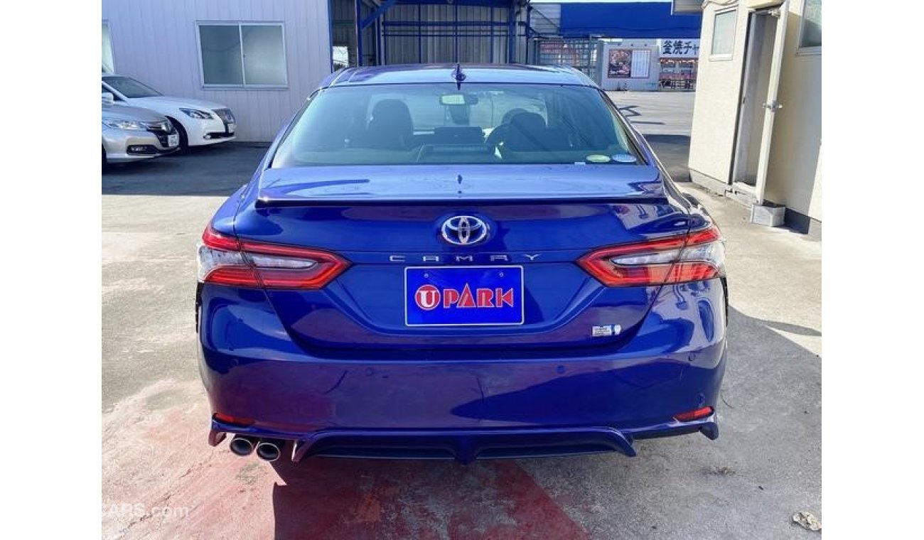 Toyota Camry AXVH70