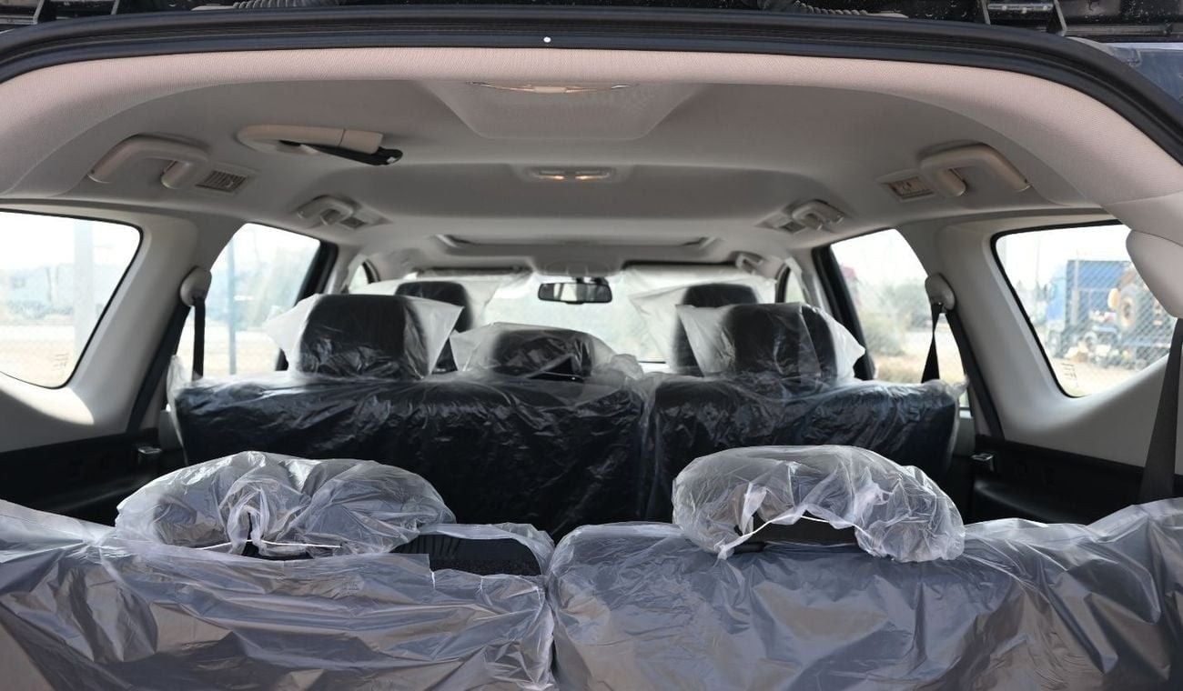 Mitsubishi Montero MITSUBISHI PAJERO SPORT 2.5L 4WD DIESEL AT 7 SEATER MID OPTION