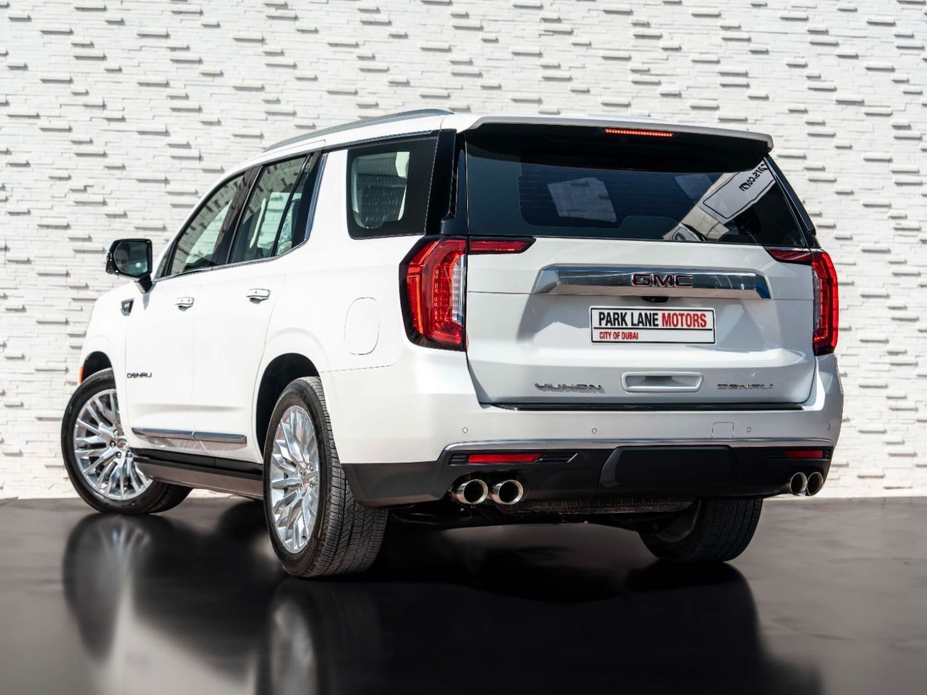 GMC Yukon 6.2 V8 Denali (AWD)