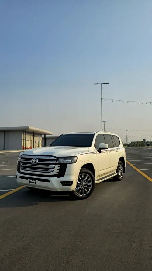 Toyota Land Cruiser GXR GCC Specs
