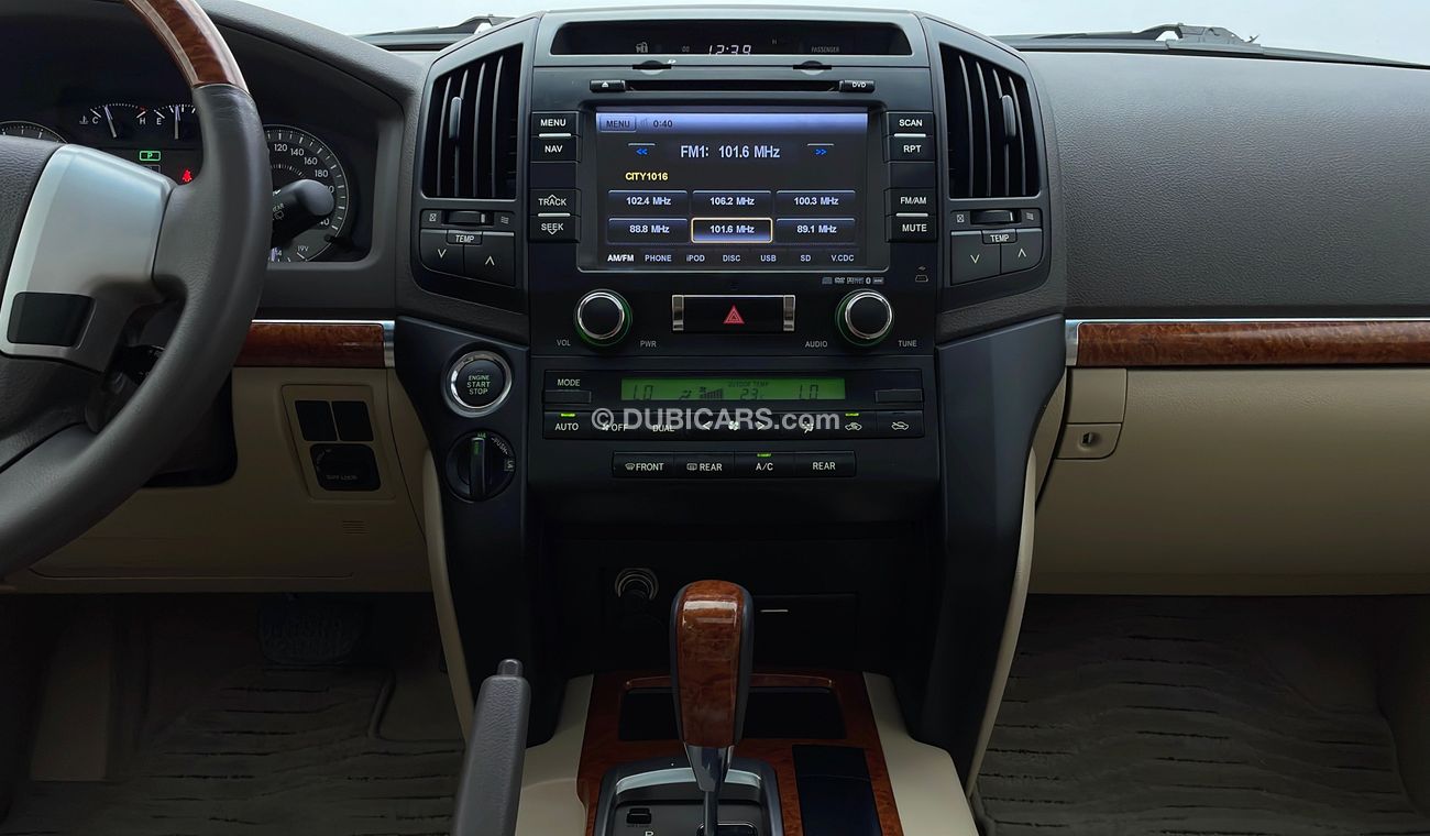 تويوتا لاند كروزر GXR 4 | بدون دفعة مقدمة | اختبار قيادة مجاني للمنزل