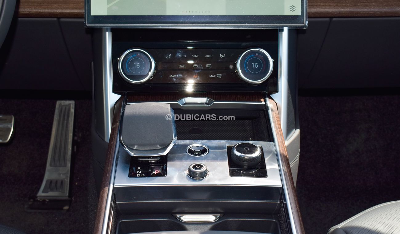 لاند روفر رينج روفر P530 V8