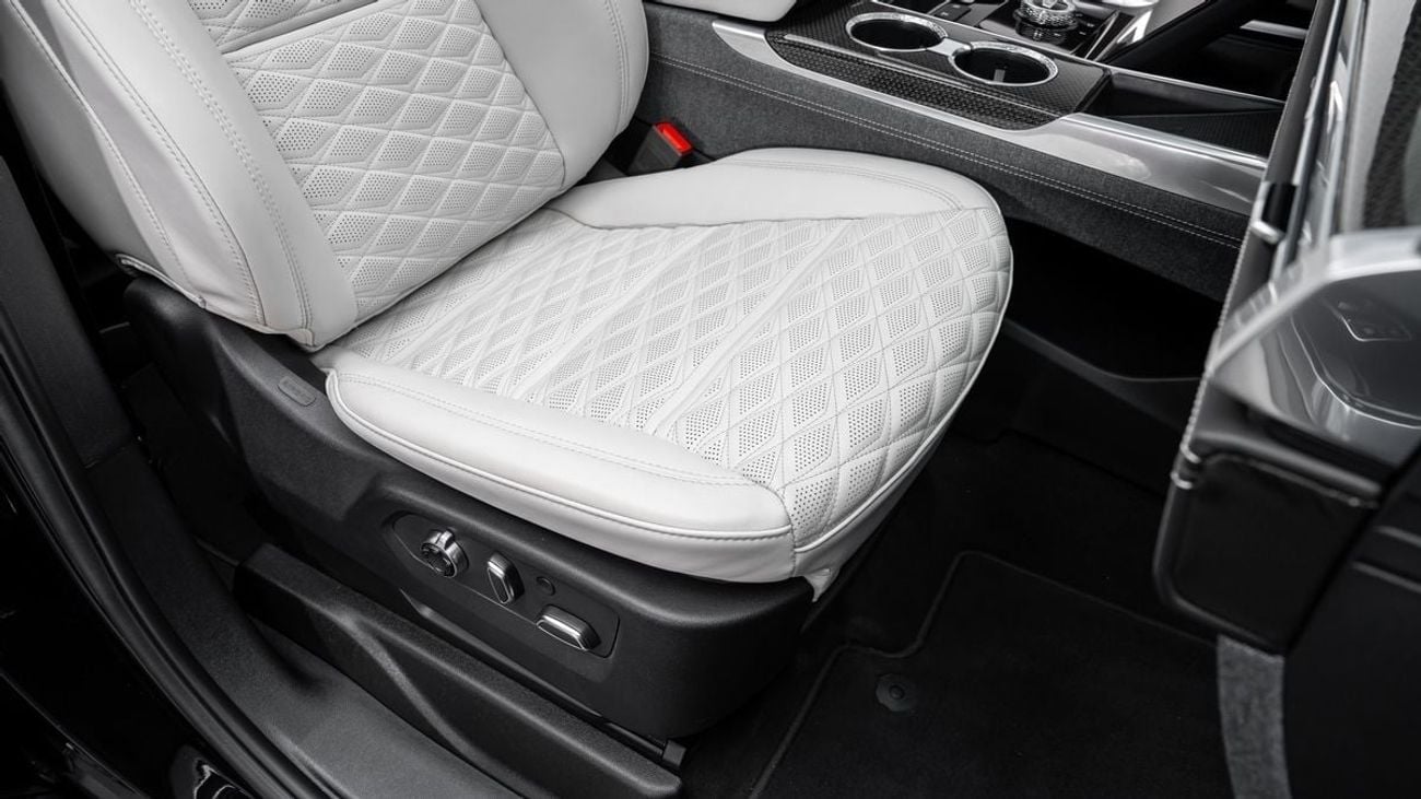 كاديلاك إسكالاد V - 2025 - GCC Specs - Under Warranty