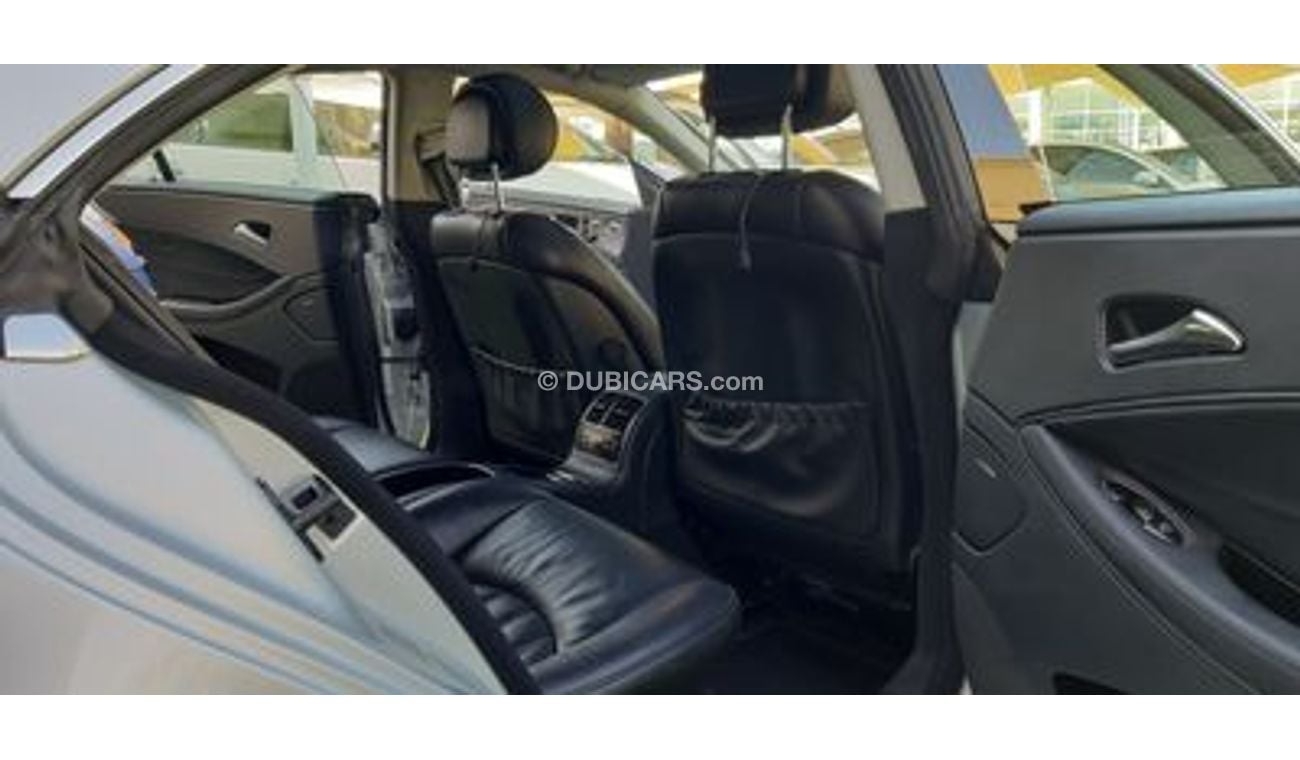 Mercedes Benz CLS550 Importado de Japón, en excelentes condiciones, no se requiere ningún gasto - Cuero - Ranura - Ala po