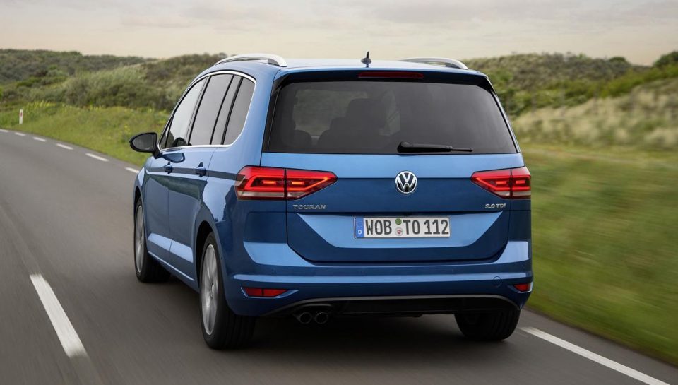Volkswagen Touran exterior - Rear Right Angled