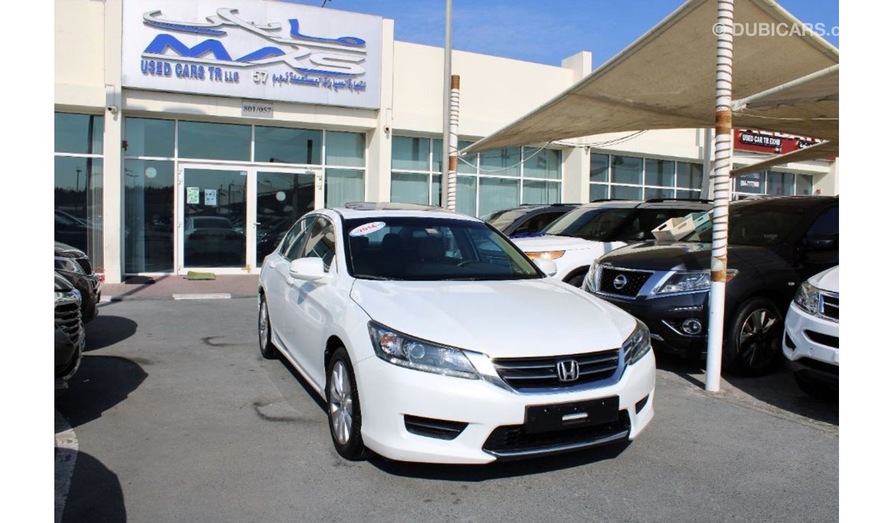 Honda Accord V4 - 2 KEYS - FULL OPTION - ACCIDENTS FREE - CAR IS IN PERFECT CONDITION INSIDE OUT