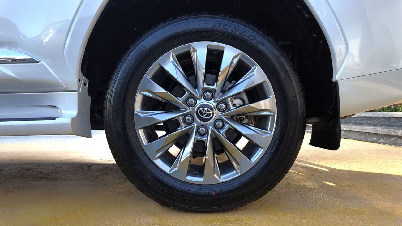 تويوتا لاند كروزر LAND CRUISER VXR 3.3L DIESEL 2025