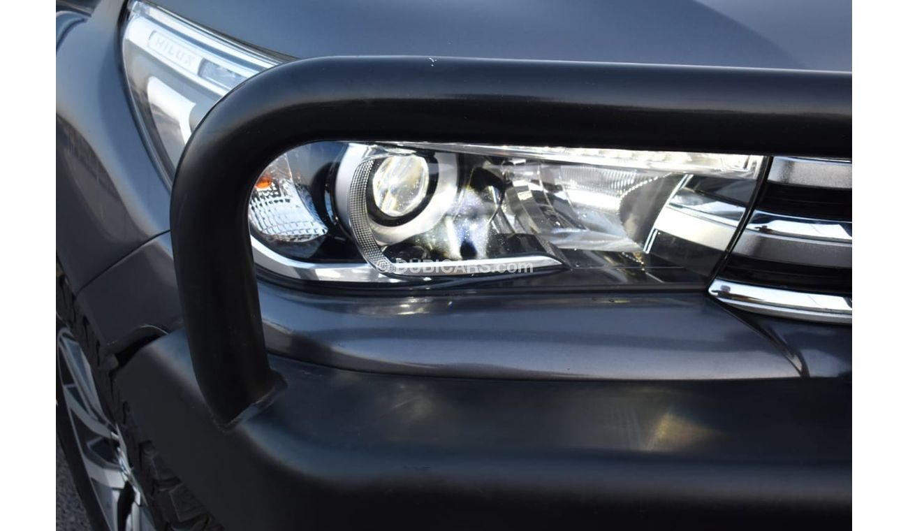 Toyota Hilux 2.8 L DIESEL RIGHT HAND DRIVE