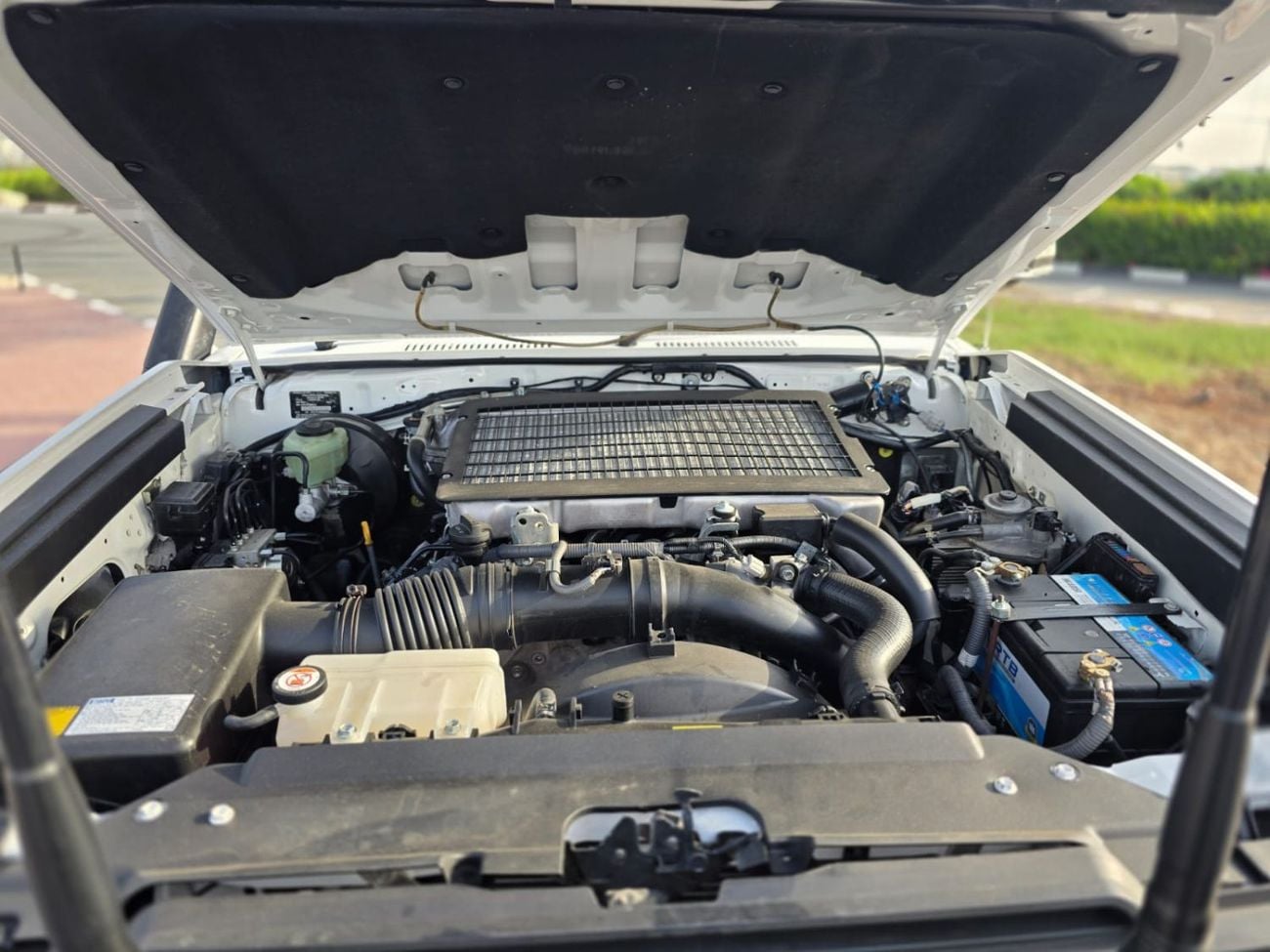 تويوتا لاند كروزر بيك آب -