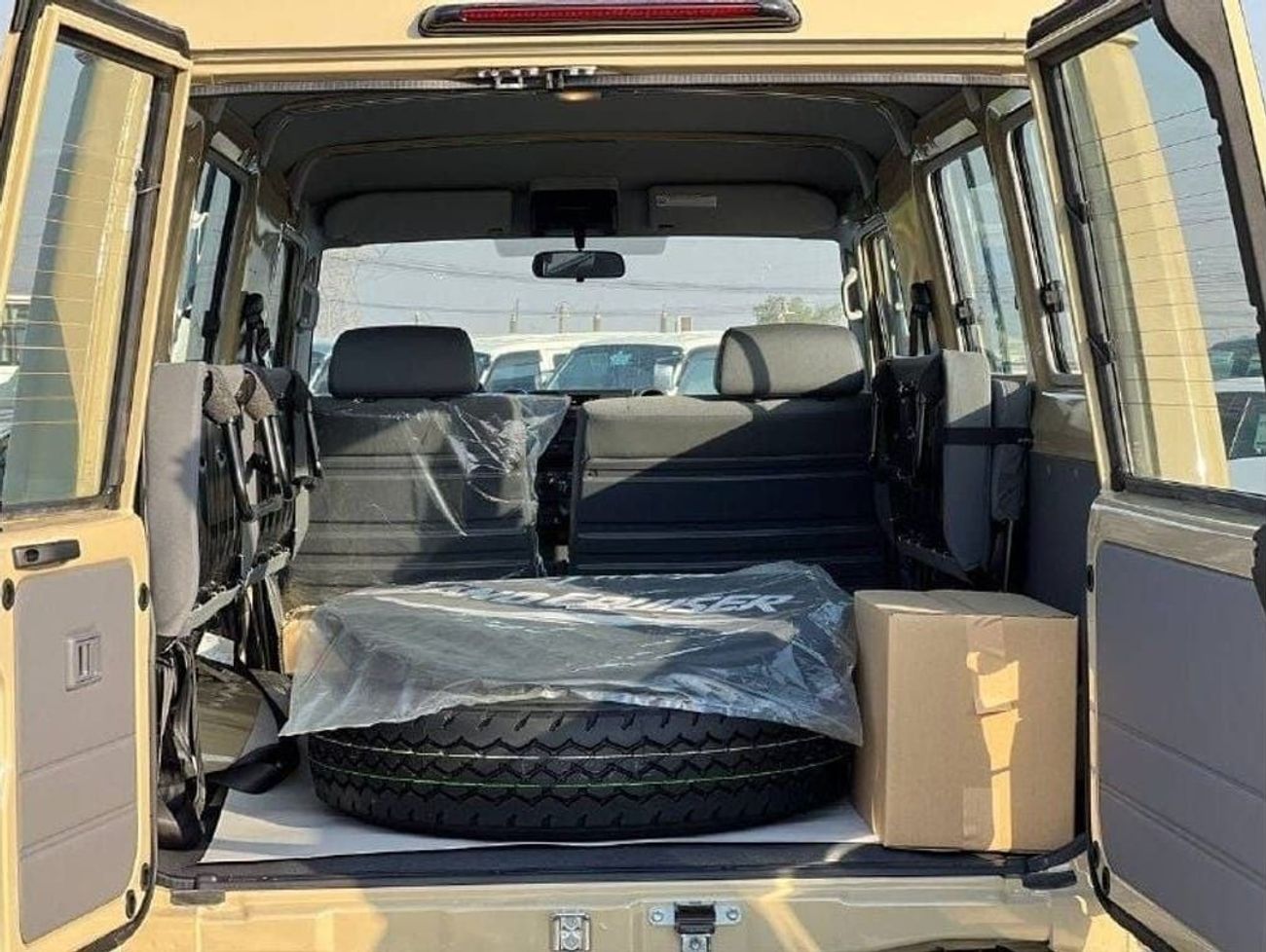 تويوتا لاند كروزر 70 LC78 4.5L V8 DSL M/T //2024// STD OPTION WITH POWER LOCK // SPECIAL OFFER // BY FORMULA AUTO // FOR