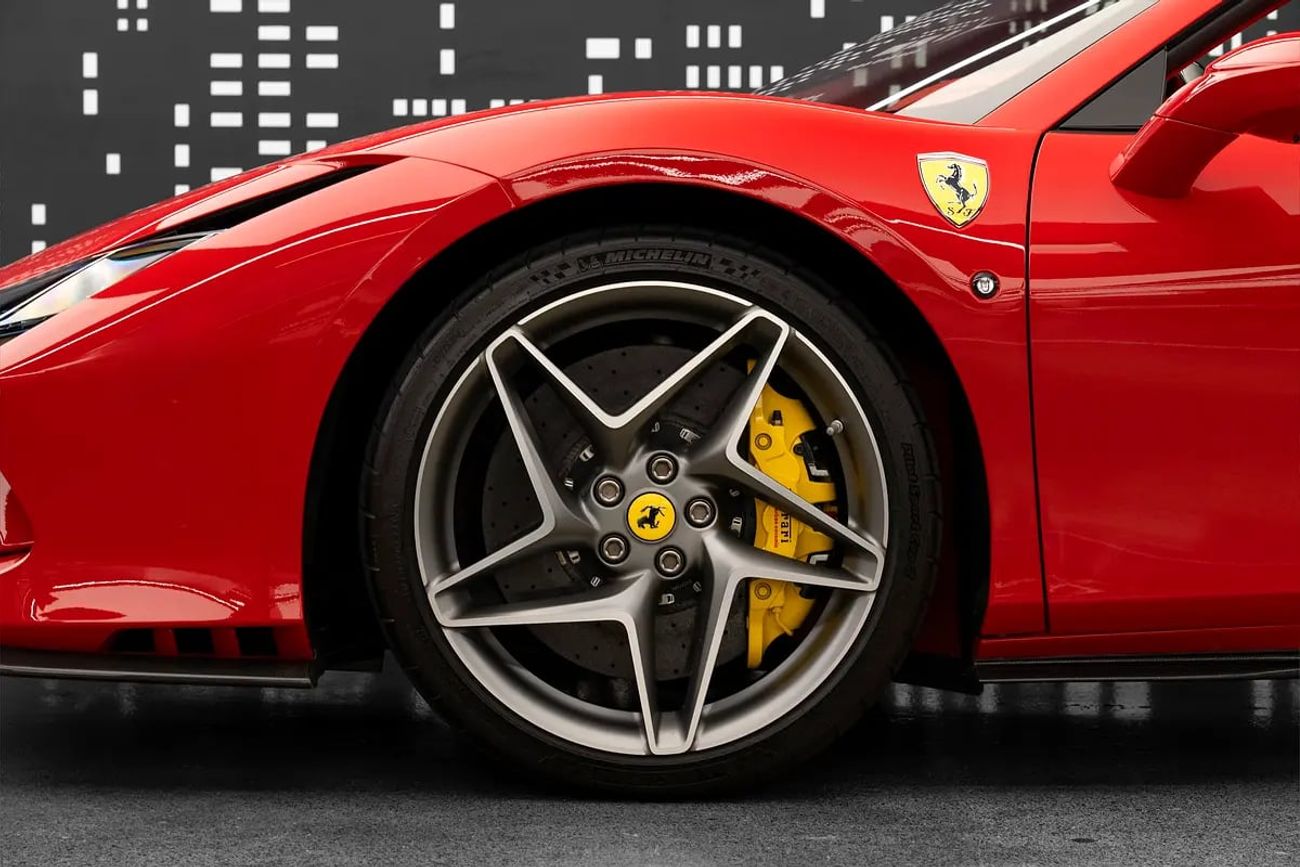 فيراري ف ٨ سبيدر 3.9T V8