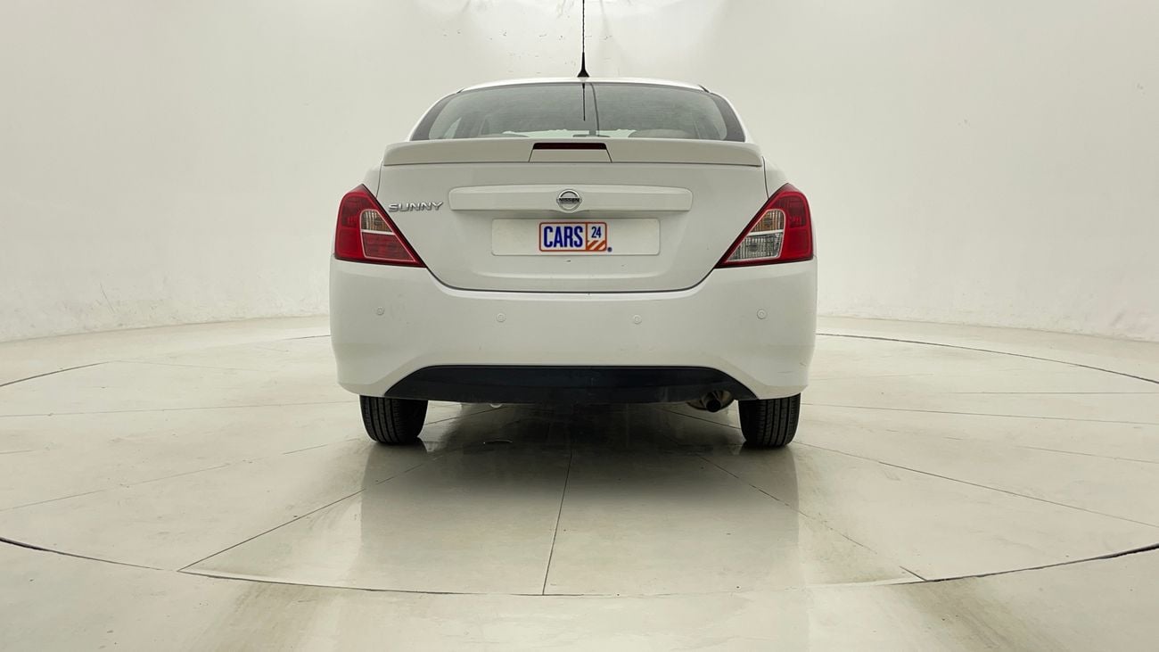 نيسان صني SV 1.5 | بدون دفعة مقدمة | اختبار قيادة مجاني للمنزل