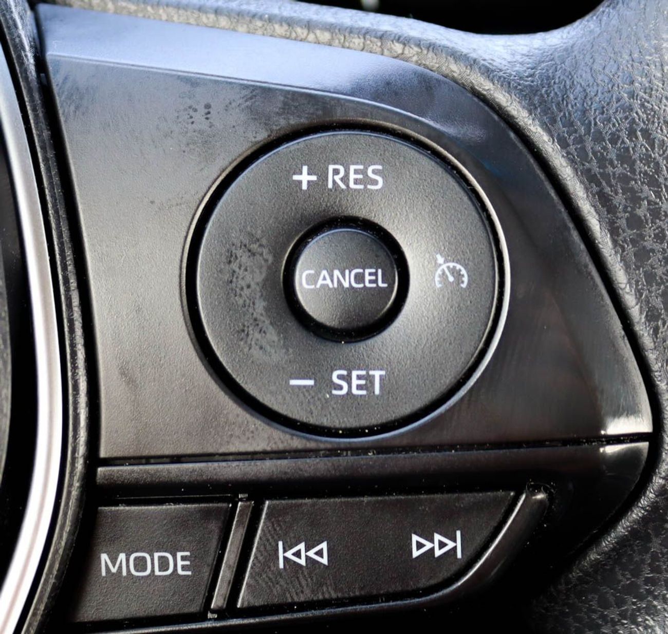 تويوتا كامري تويوتا كامري | 2.5 لتر هجين | 2019 | خليجية | طلاء أصلي | خالية من الحوادث | بحالة ممتازة | 954 شهري