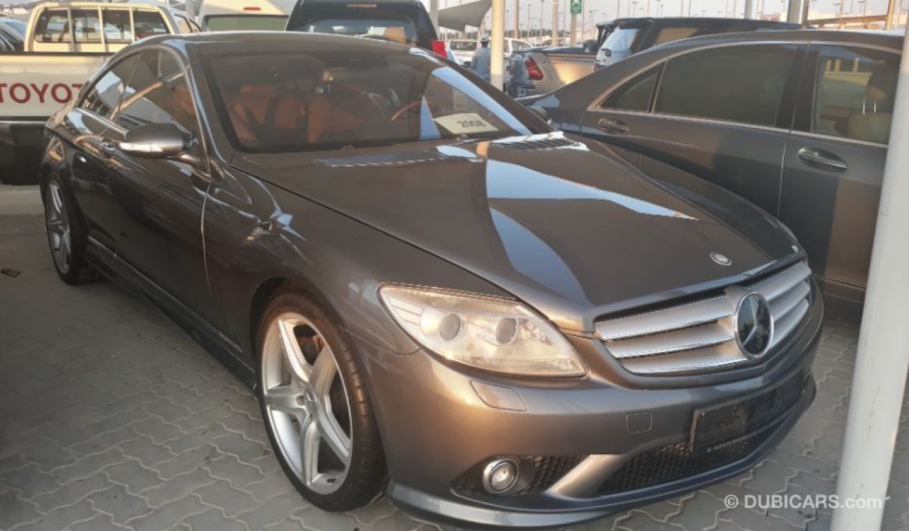 Mercedes-Benz CL 500 2008 Gulf specs clean car very good condition