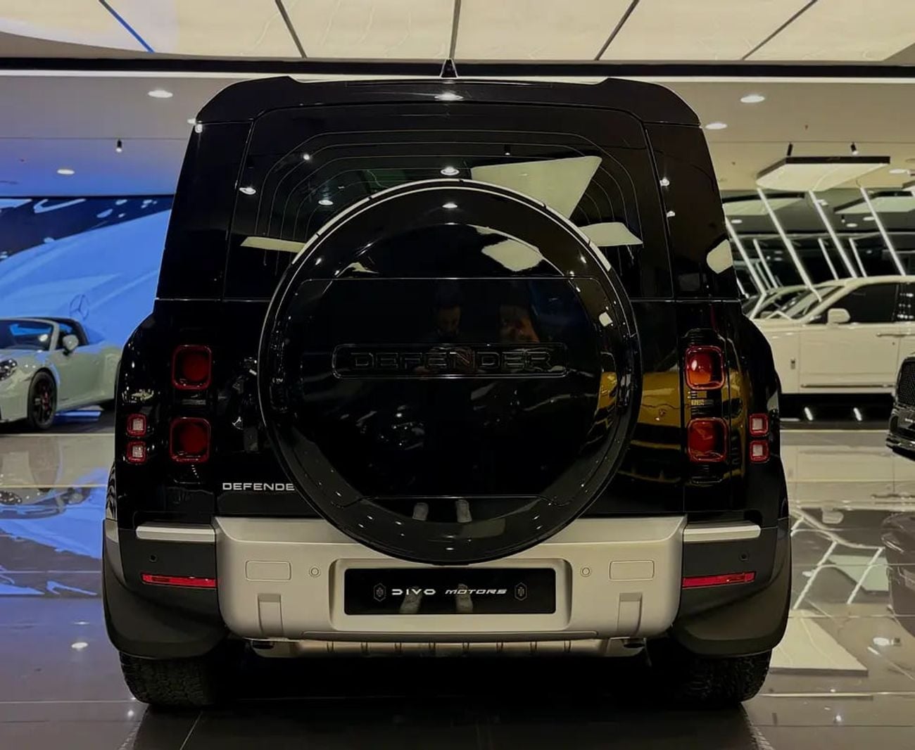 Land Rover Defender DEEFNDER GCC BRAND CONDITION