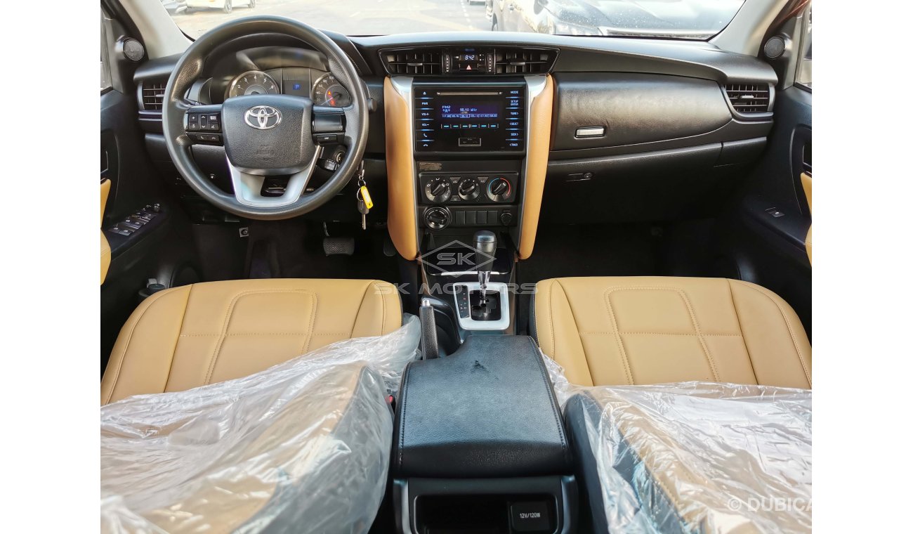 Toyota Fortuner 2.7L, Leather Seats, Rear A/C, Rear Parking Sensor (LOT # 181)