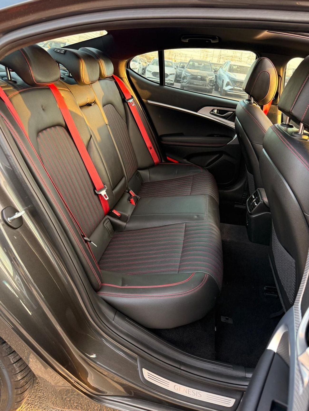 Genesis G70 Platinum 2.0L AWD