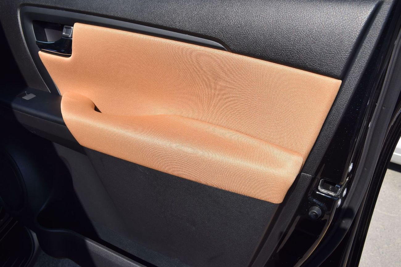 Toyota Fortuner New Fortuner SR5 2026 (Petrol 2.7)