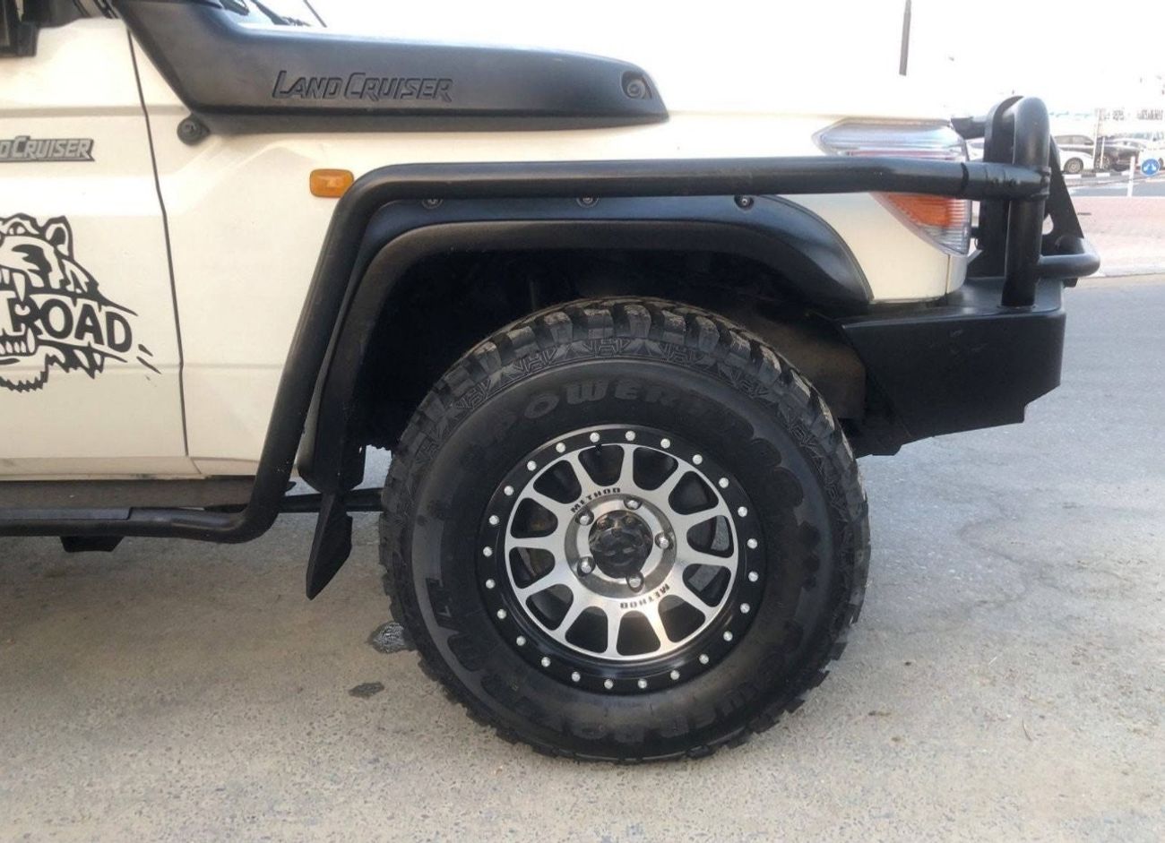 Toyota Land Cruiser 70