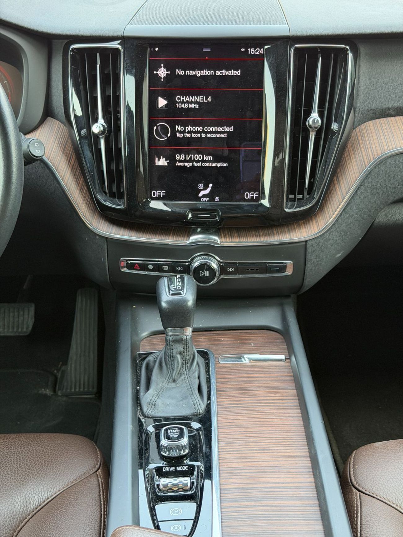 فولفو XC 60 T5 R Design 2.0L