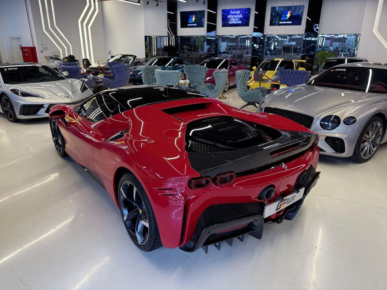 فيراري SF90 ستراديل STRADALE