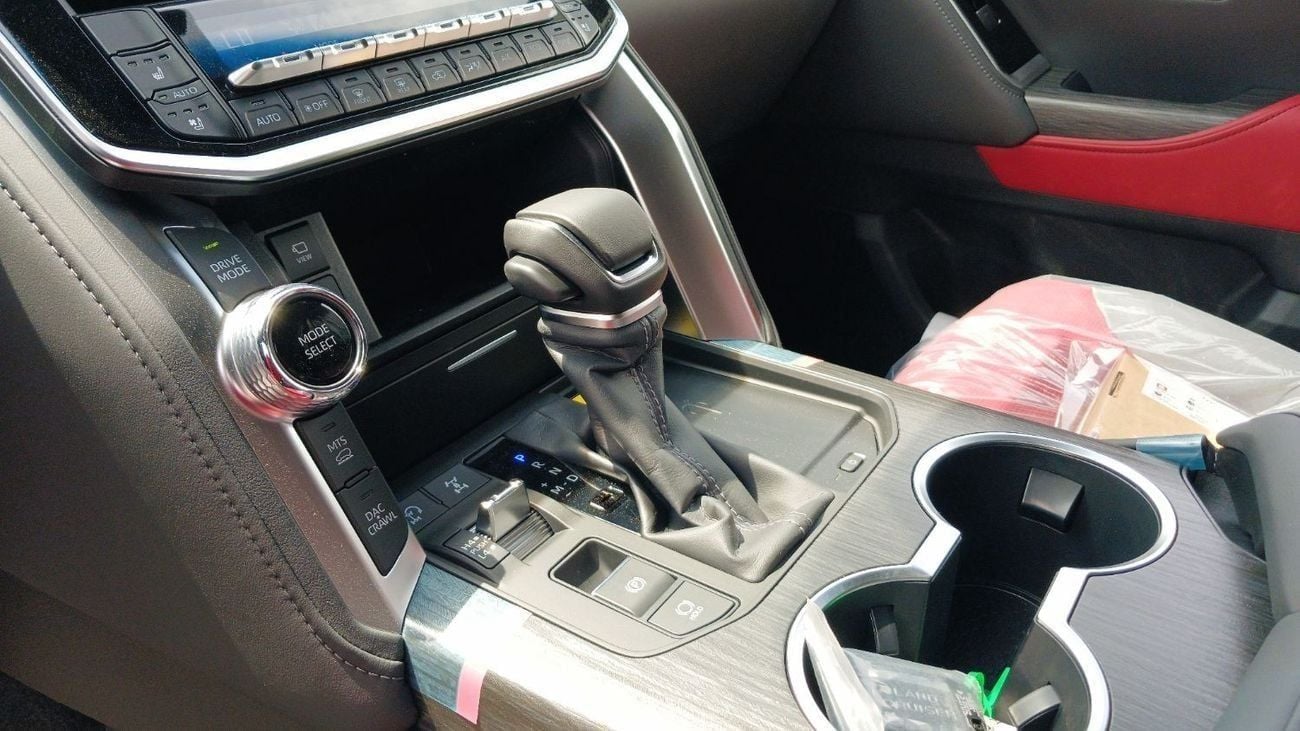 Toyota Land Cruiser Toyota LC300 VXR 3.5L Petrol TT 2025YM