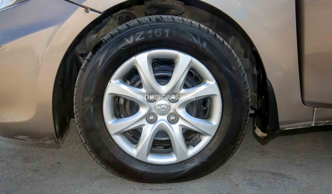 هيونداي أكسنت Blue