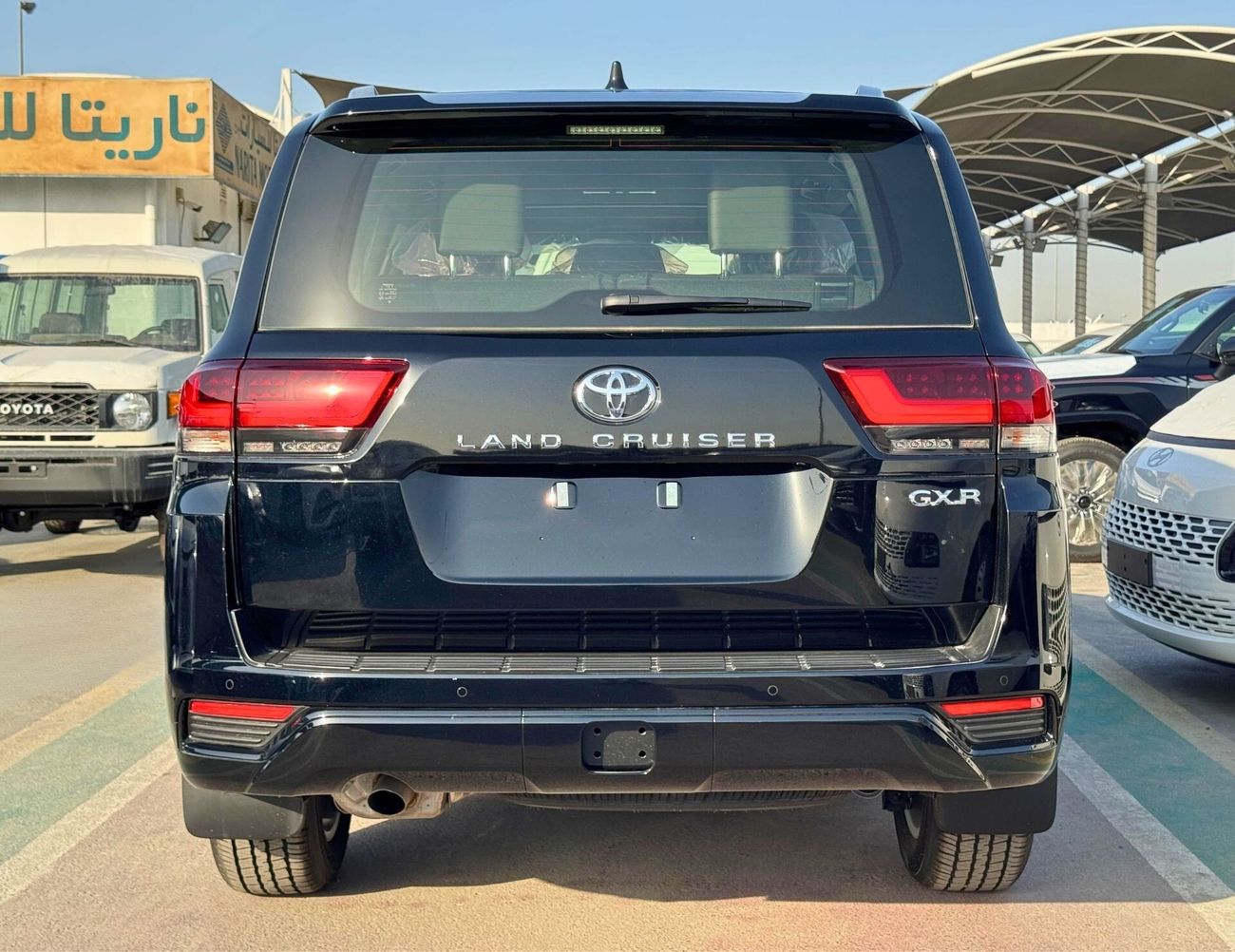 تويوتا لاند كروزر GXR / 4.0L PETROL / PWR SEATS & VENTILATION / SPEEDOMETR / SUNROOF / HIGH OPTION / CODE# GXR42H