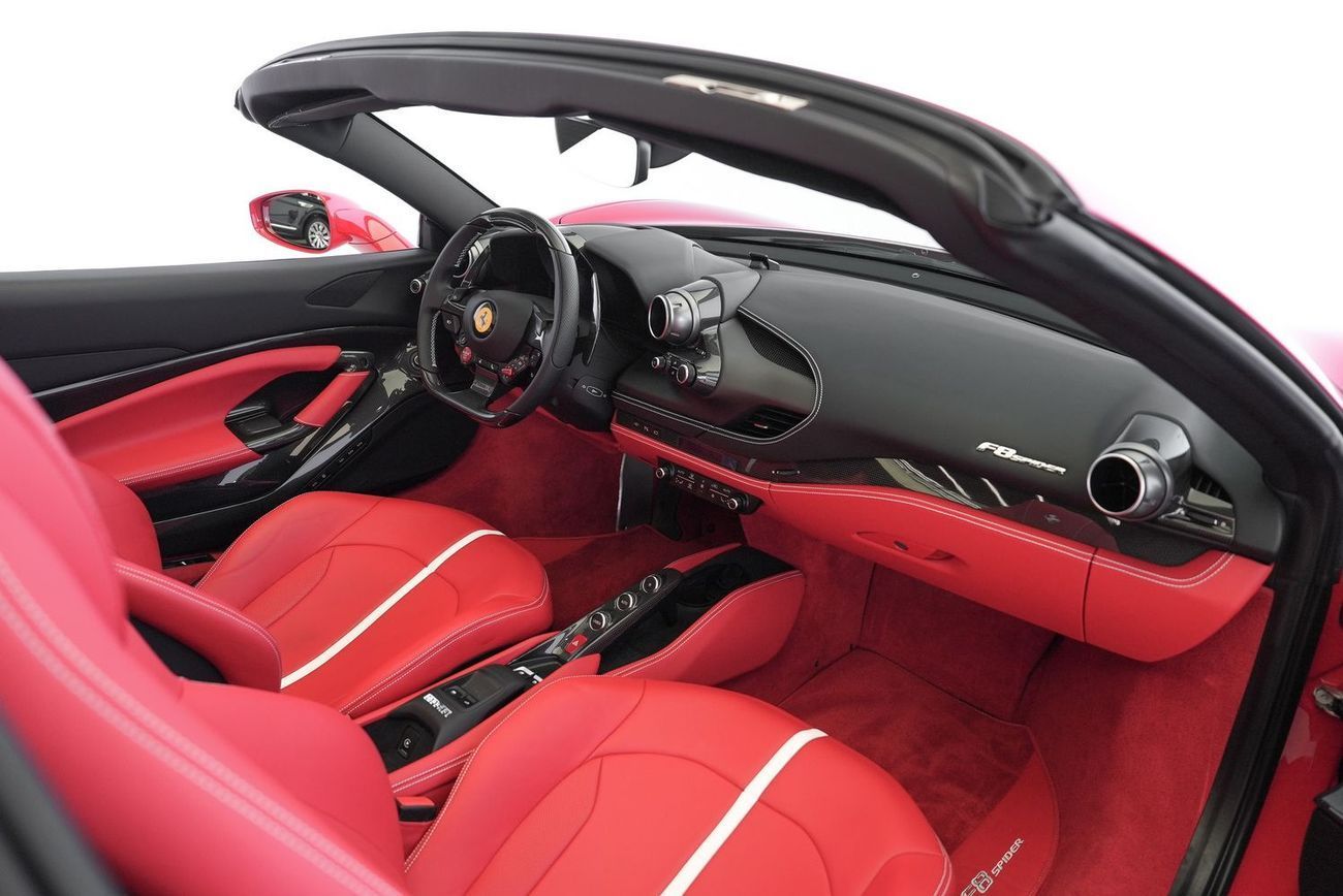 Ferrari F8 Spider 3.9T V8