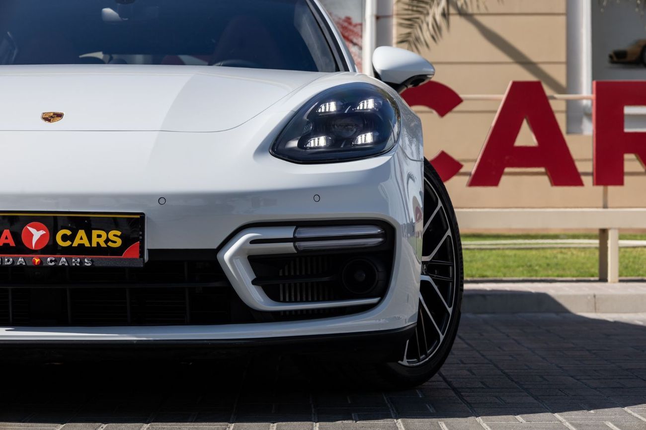 Porsche Panamera GTS 4.0L (454 HP) RWD