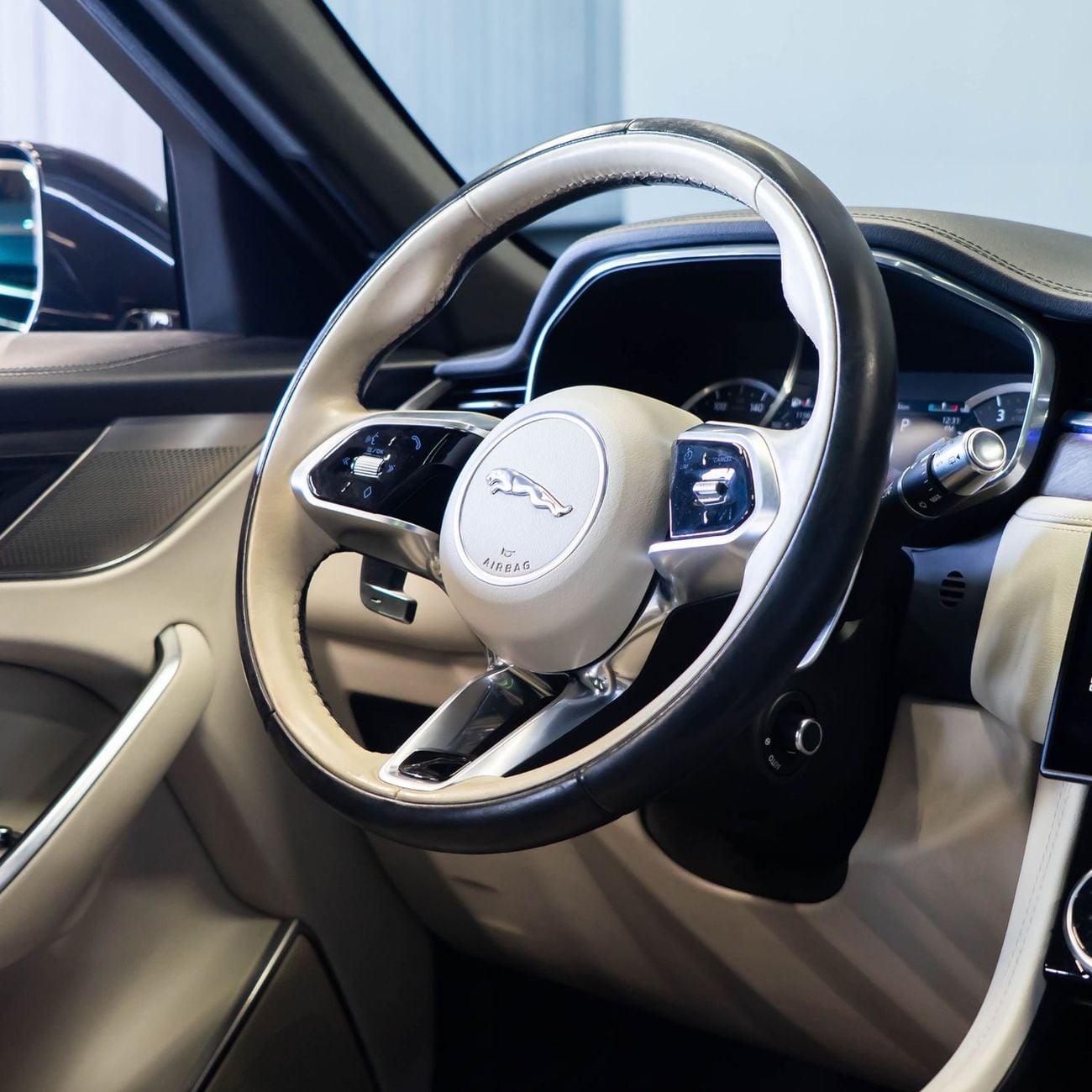 Jaguar F Pace S 2.0L AED 2,107 p.m • 0% Downpayment • Jaguar F-Pace P250 S  • 1 Year Warrant