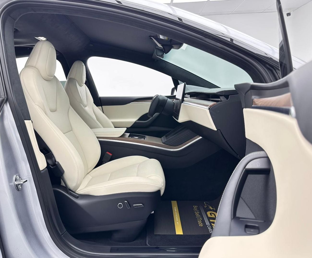 Tesla Model X 2025 Tesla Model X Long Range, 03/2029 Tesla Warranty, Tesla Full Service History, GCC