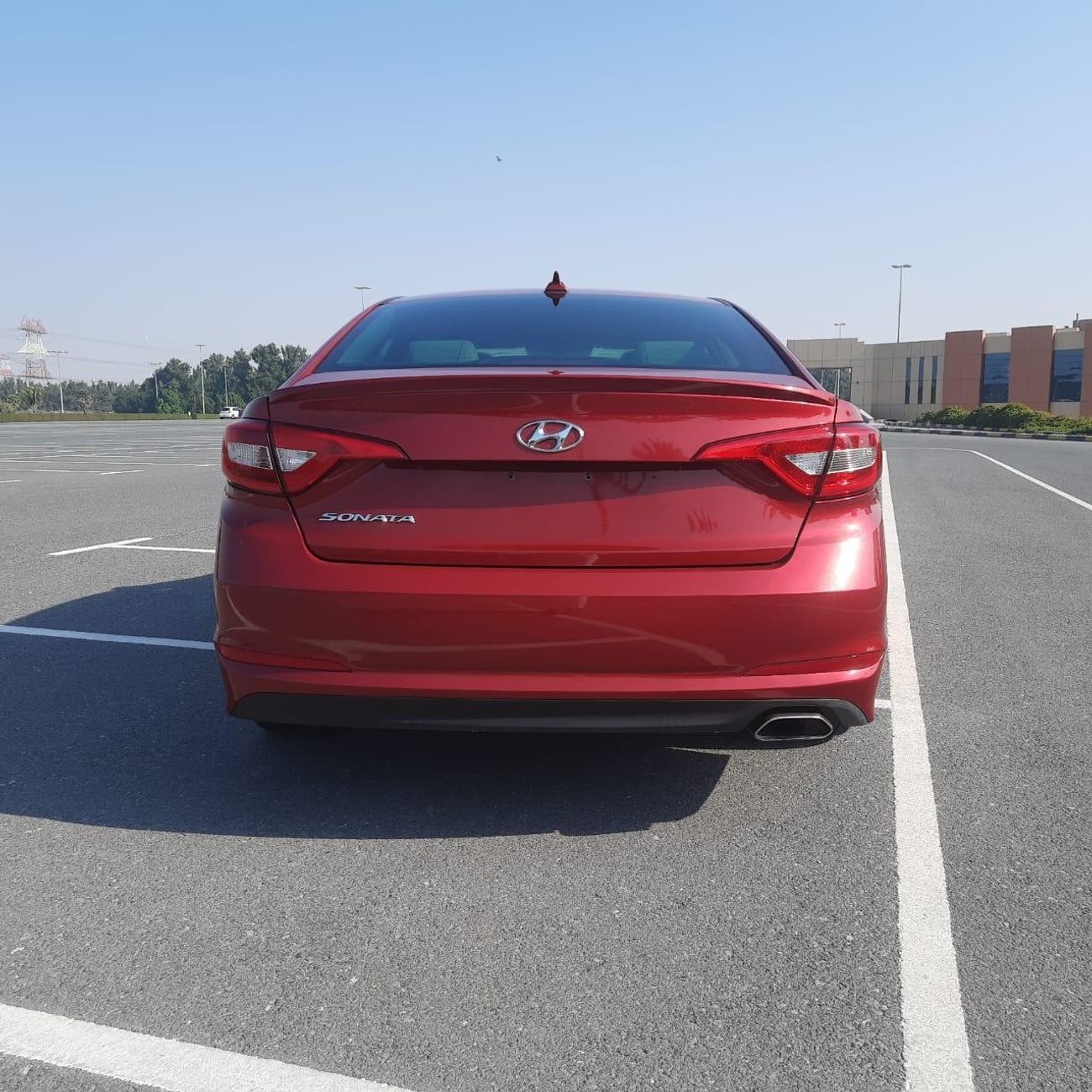 Hyundai Sonata GL Hyundai Sonata Se 2017 Red 2.4L 4 vin: 5NPE24AF4HH495067   ( UAS_ SPEC) VERY GOOD CONDITION