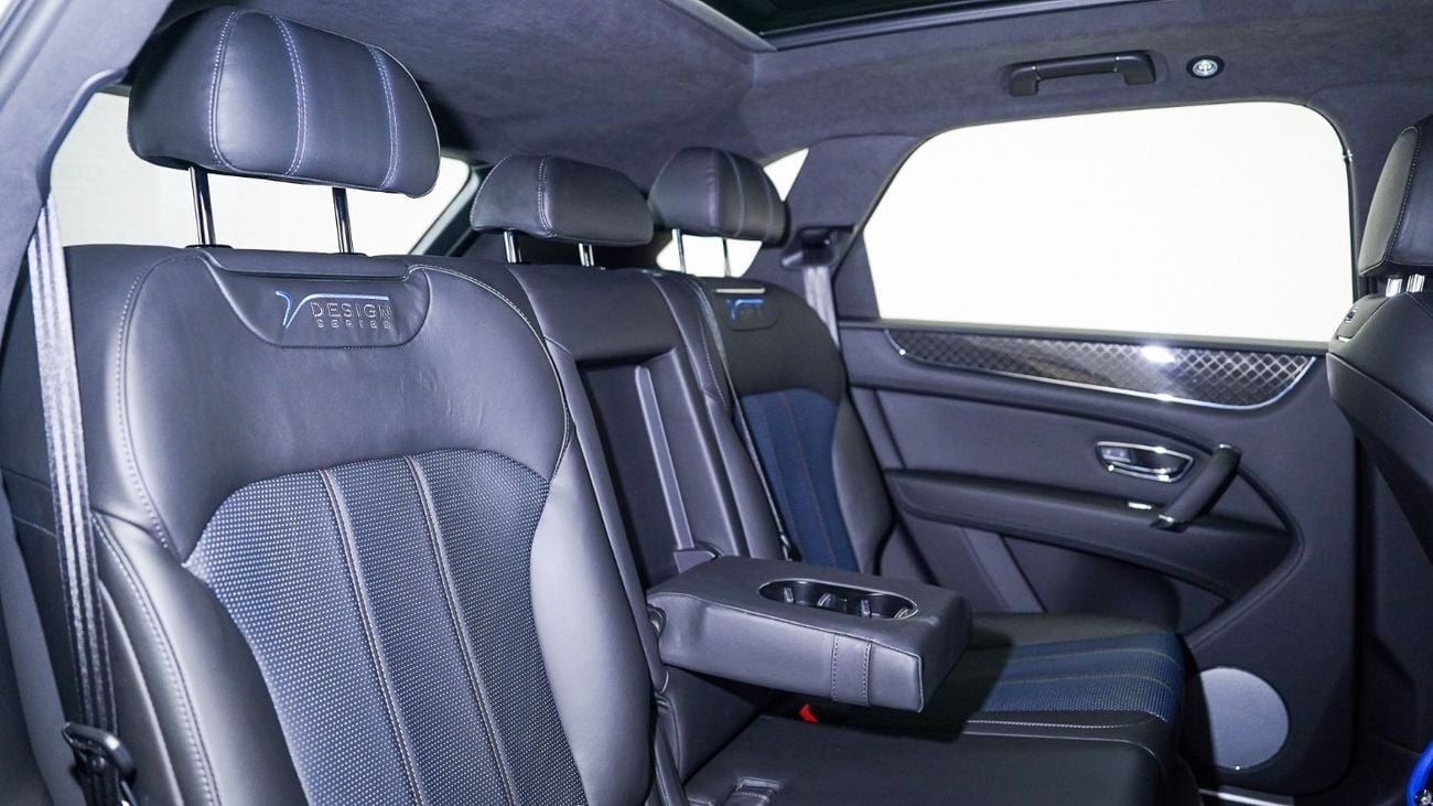 بنتلي بينتايجا Bentayga 4.0T | AED 6,956 PM | Up to 3 Years Unlimited Warranty | GCC