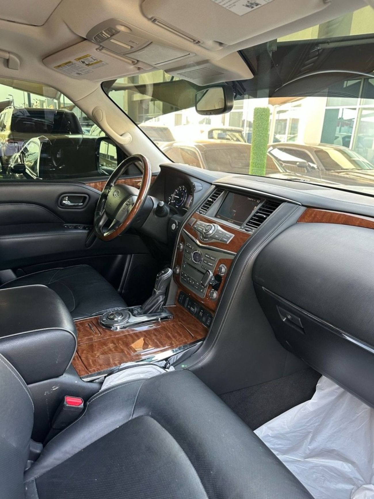 Infiniti QX80 Excellence 5.6L