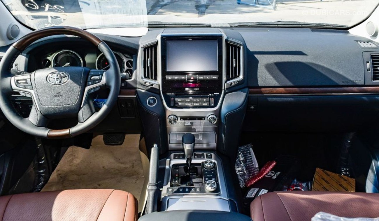 Toyota Land Cruiser 4.5L V8 Diesel  Executive Lounge Full Option 2020 Model